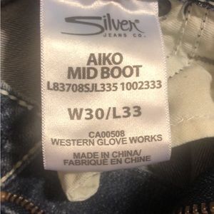 Nice pair of silver jeans size 30